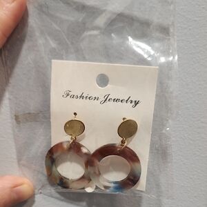 Fashion Jewelry Gold and Brown Tortoiseshell Earrings